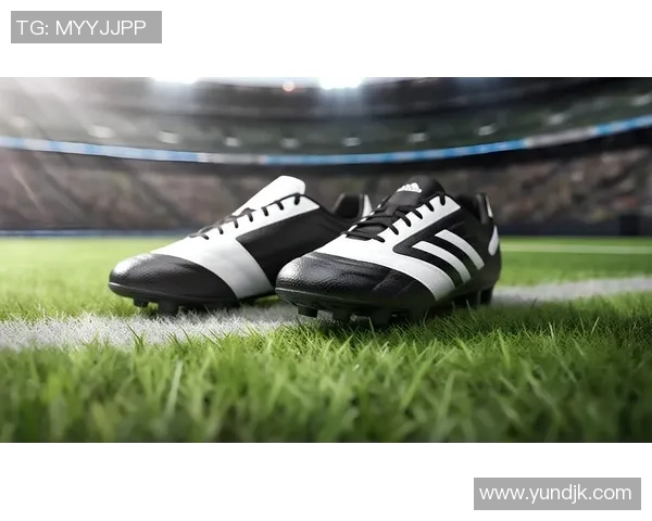 足球比赛中球星脚下的传奇球鞋展现与技术风采解析